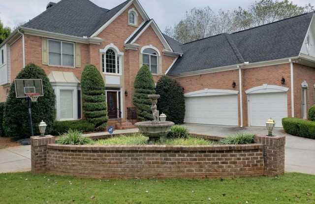 300 Oak Ridge Terrace Gallery 2