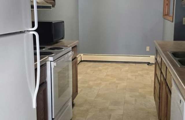 ✨ Gorgeous 2-Bedroom Home in Quiet Chenoa Neighborhood ✨ photos photos