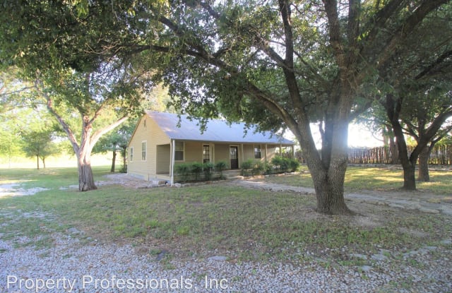 3100 W. San Antonio St. - 3100 West San Antonio Street, New Braunfels, TX 78130