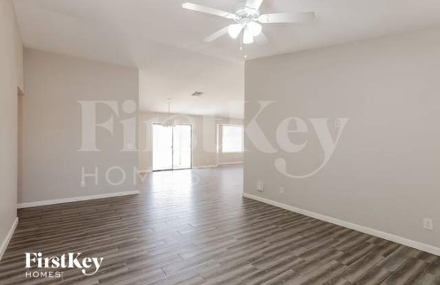 619 West Wescott Drive Gallery 3