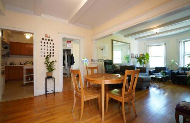 128 Fuller St. photos photos