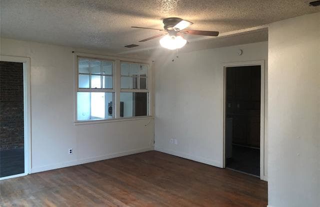 5920 Malvey Avenue - 5920 Malvey Avenue, Fort Worth, TX 76107
