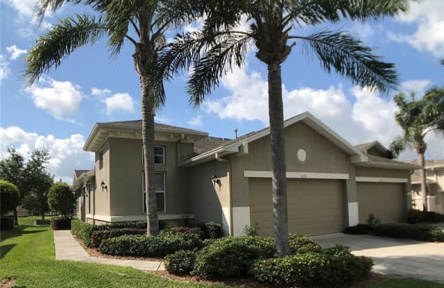 2430 SIFIELD GREENS WAY - 2430 Sifield Greens Way, Sun City Center, FL 33573