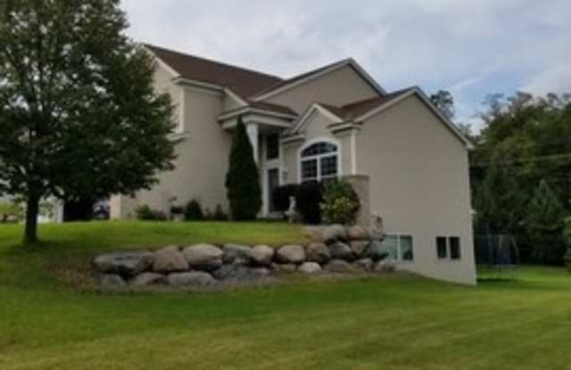 7130 73rd Street South - 7130 73rd Street South, Cottage Grove, MN 55016