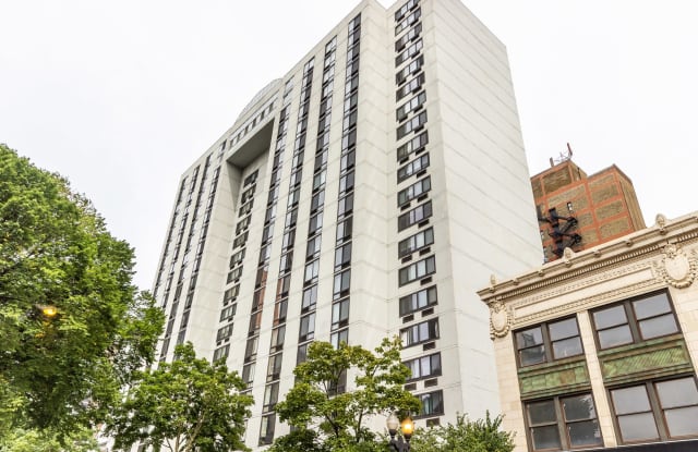 1221 North Dearborn Parkway - 1221 North Dearborn Street, Chicago, IL 60610