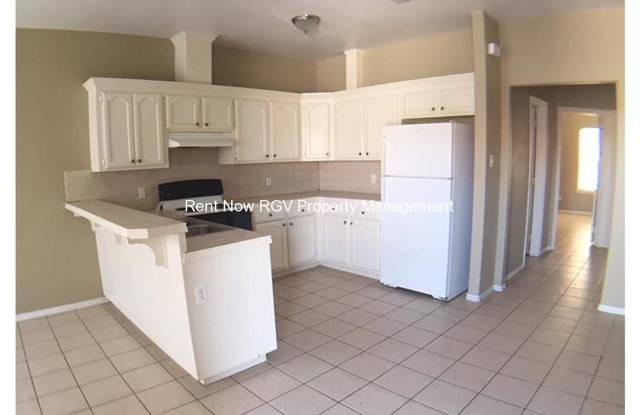 3200 Hill Crest Dr photos photos