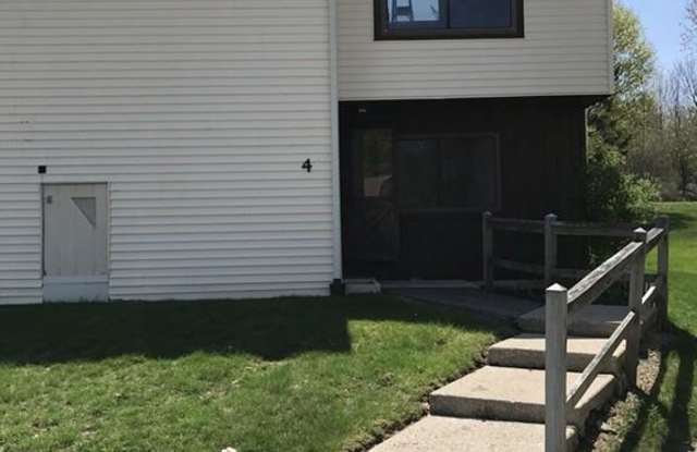 1 Adams Court - 1 Adams Court, Amesbury Town, MA 01913