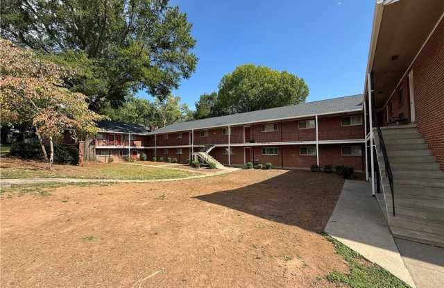 1610 W Northwest Boulevard - 1610 West Northwest Boulevard, Winston-Salem, NC 27104 1610 W Northwest Boulevard - 1610 West Northwest Boulevard, Winston-Salem, NC 27104