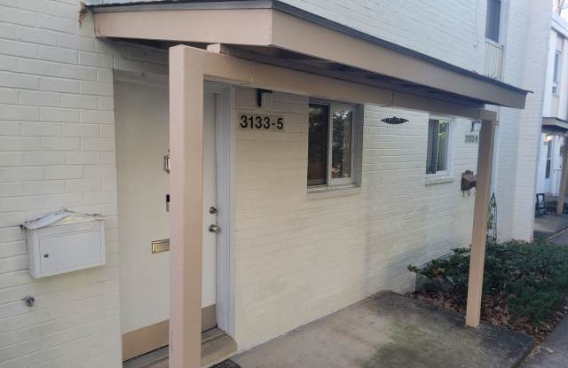 Lovely 2 BR/1.5 BA Condo in Kensington! - 3133 University Boulevard West, North Kensington, MD 20895