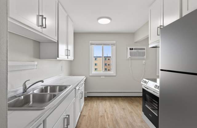 St. Croix Crossings Apartments Gallery 4