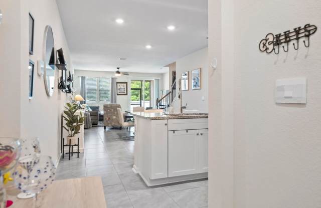 Stunning townhouse located in the gated community of The Trails of Palm Coast! Gallery 3