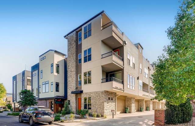 Modern 3-story Townhome | Rooftop Deck + Garage | Prime Old Town Littleton photos photos