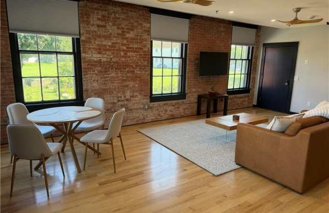 21 Marlboro Street Gallery 3