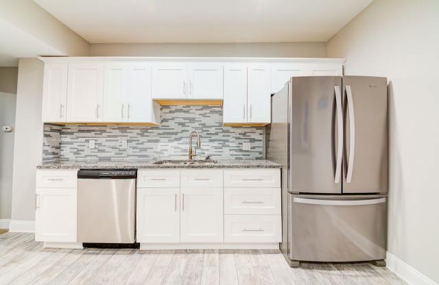 Beautiful 3 bedroom home in Mt. Washington available September 1! photos photos