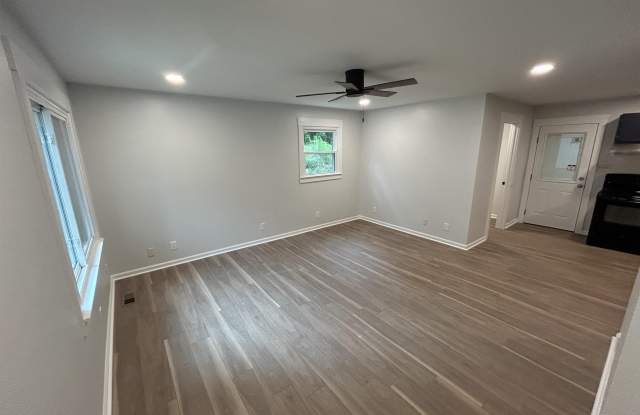 578 W Limestone Road Gallery 3