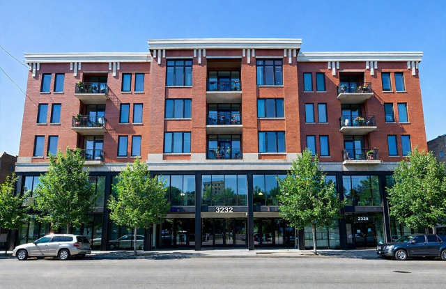 3232 N Halsted Street unit: D411 photos photos