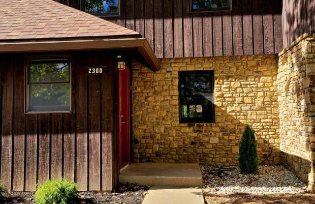 4 bedroom Townhouse on Bloomington's South Side; Located in The Woodlands! photos photos 4 bedroom Townhouse on Bloomington's South Side; Located in The Woodlands! photos photos