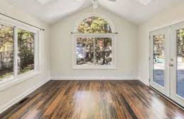 5800 Fox Club Ln Gallery 4