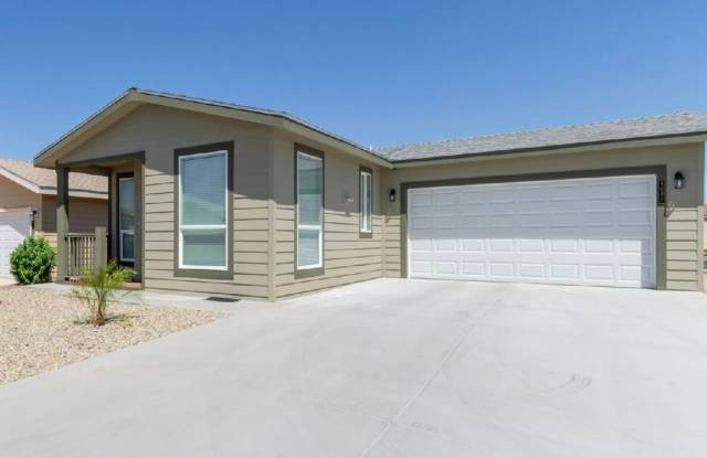 3301 S Goldfield Road Gallery 2