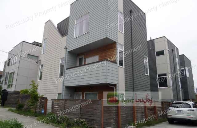 Stunning 4-Bedroom Newer Construction w/Huge VIEW Rooftop Deck in Fremont!! photos photos