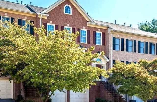 11405 CEDAR RIDGE Drive Gallery 1