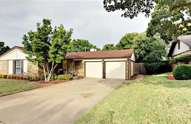 3710 Moselle Drive - 3710 Moselle Drive, Arlington, TX 76016