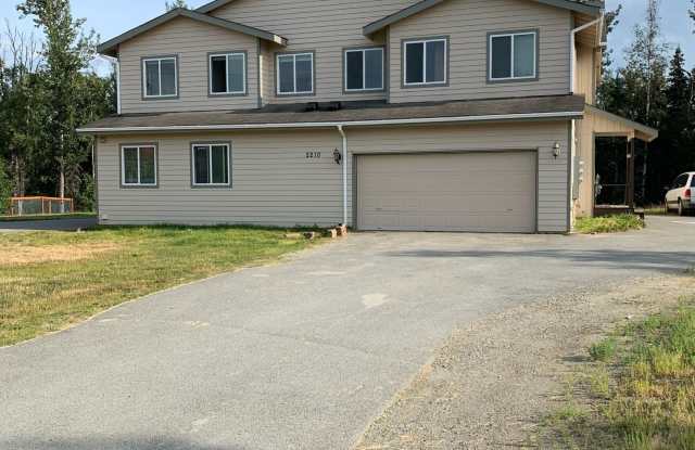 2210 Ridgewood Drive Gallery 1