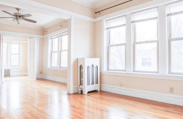 4455 North Damen Ave. photos photos