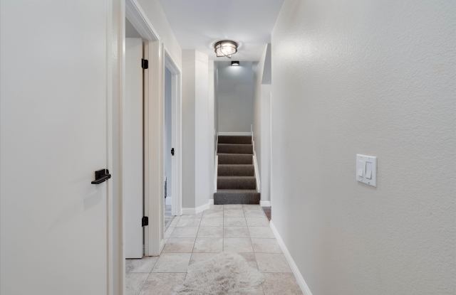 198 Courtyards East photos photos