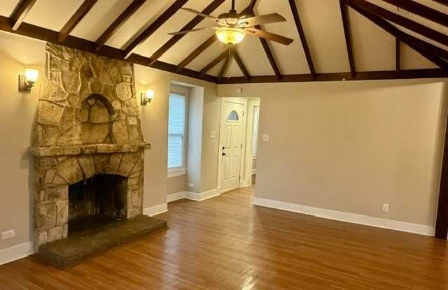 314 W RIDGEWOOD CT Gallery 3