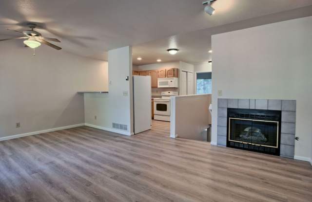 3025 W. Stuart E Gallery 1