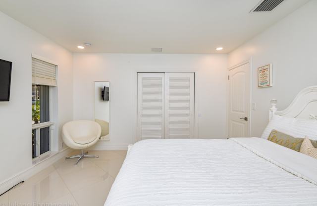 1510 SE 14th Court Gallery 3