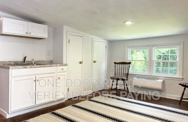 224 B Virginia Avenue Gallery 4