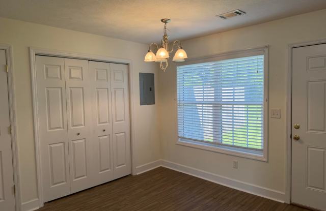 640 Date Palm Circle - 1 Gallery 3