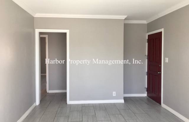 3403 1/2 West 84th Place Gallery 3