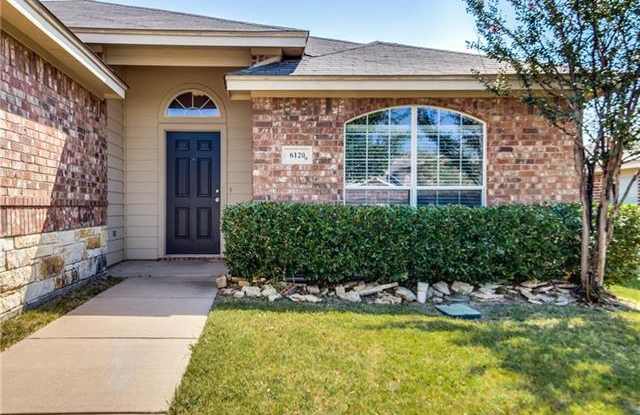 6120 Shad Drive Gallery 2