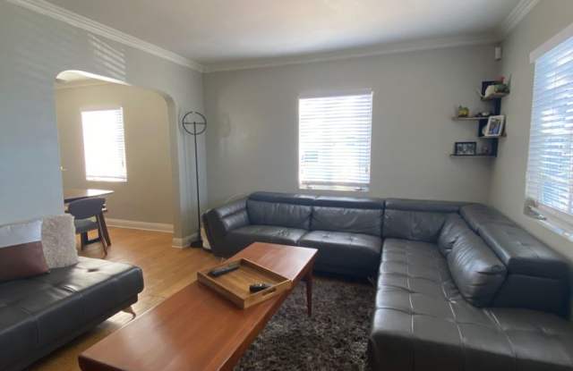 Gorgeous 3 bedroom 1 bath in Historic Coronado District photos photos