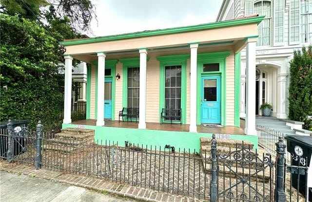 2348 MAGAZINE Street - 2348 Magazine Street, New Orleans, LA 70130