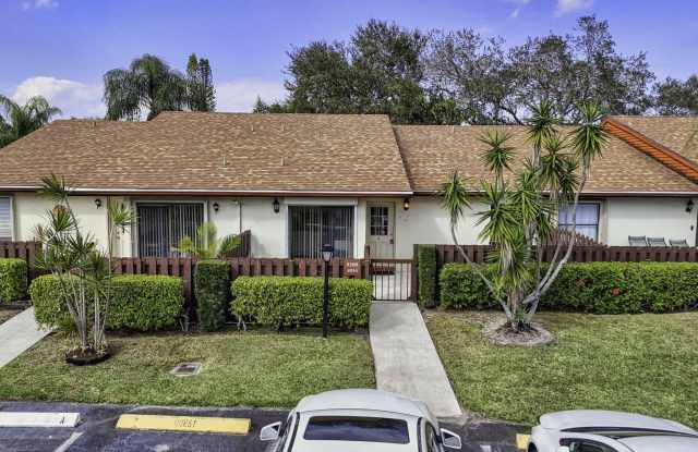 4934 SABLE PINE Circle Gallery 1