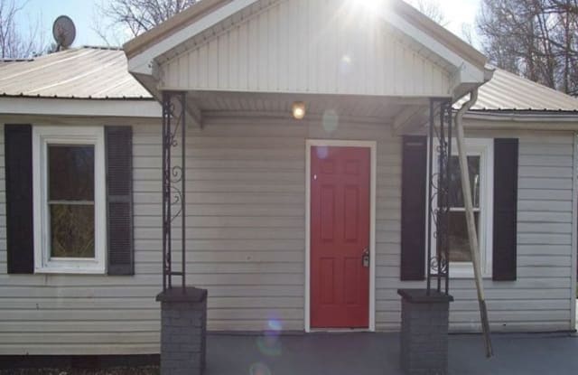 114 Old Bent Bridge Road - 114 Old Bent Bridge Road, Parker, SC 29611