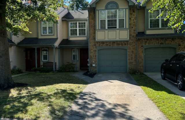 3BR/2.5BA Townhome with garage photos photos