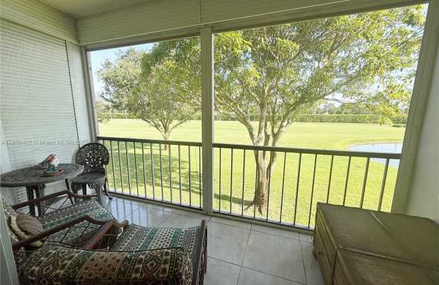 9820 S Hollybrook Lake Dr photos photos