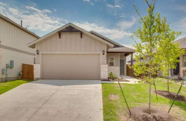 217 La Dera Drive - 217 La Dena Drive, Pleasant Hill, TX 75939