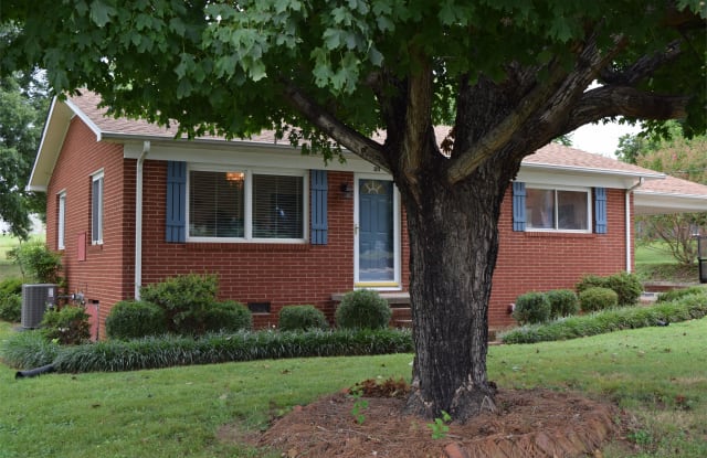 211 S. Church St. - 211 South Church Street, Mooresville, NC 28115