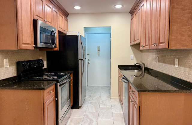 169 Amberly Drive unit: E photos photos 169 Amberly Drive unit: E photos photos