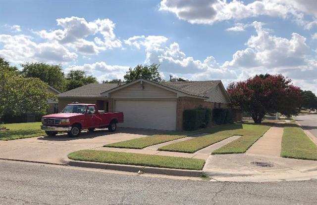 3209 Spring Grove Drive - 3209 Spring Grove Drive, Bedford, TX 76021