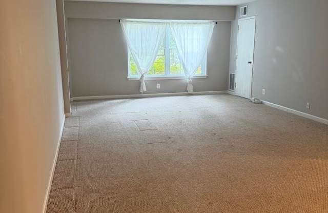 7640 TREMAYNE PL #103 Gallery 3