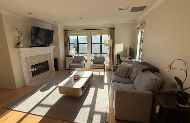 Epic REA - Amazing Spacious Twin Peaks 1 BR/1 BA Condo w/ Garage Parking Gallery 3