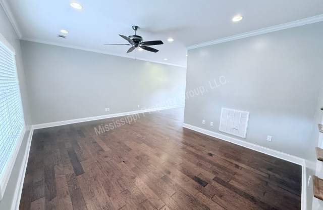 3BR/2.5BA Home Gallery 3