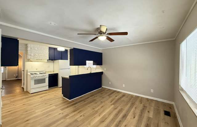 7243 Dacosta photos photos